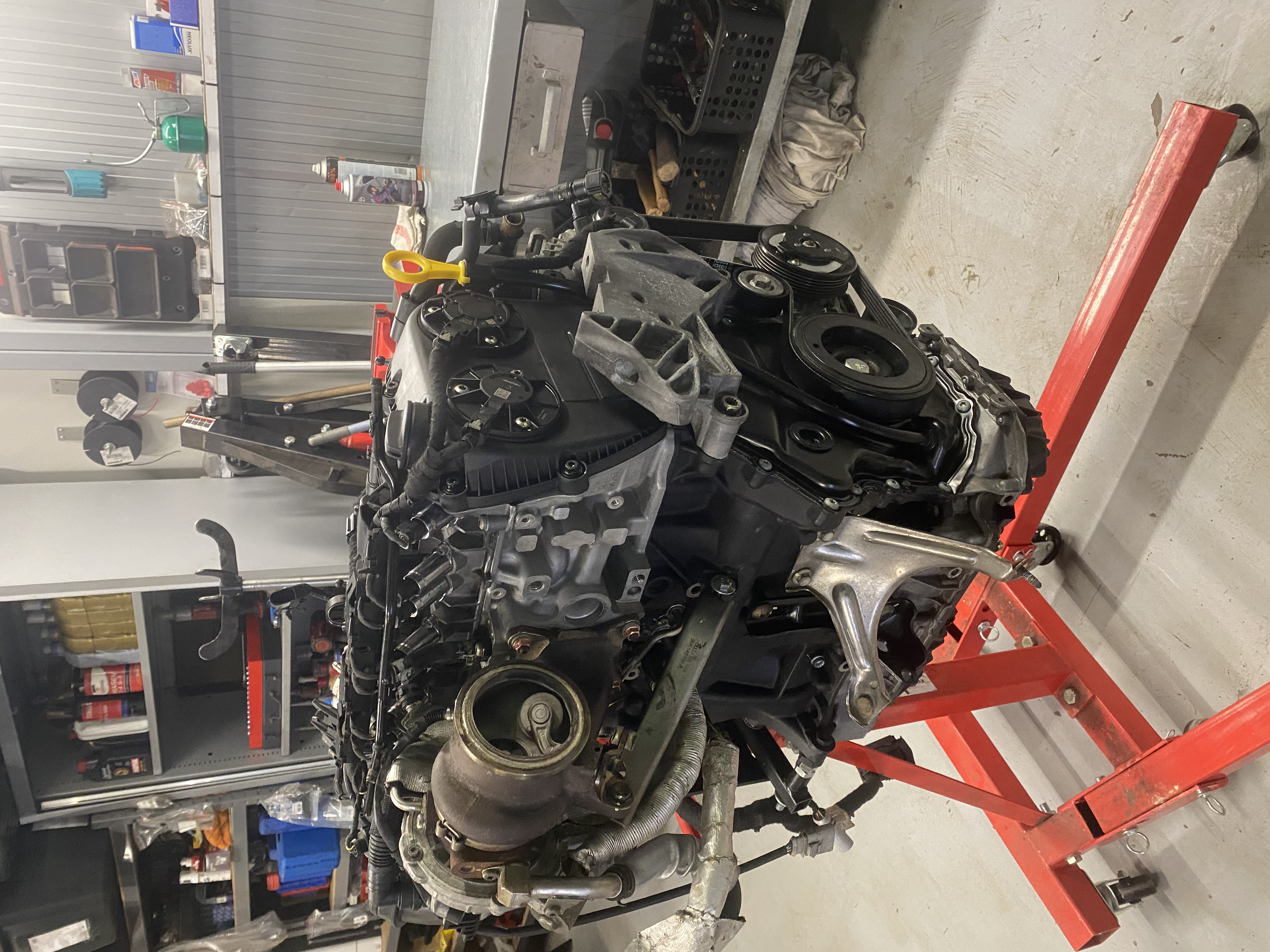 Audi A3 8V — silnik 2.0 TFSI CNT podczas naprawy